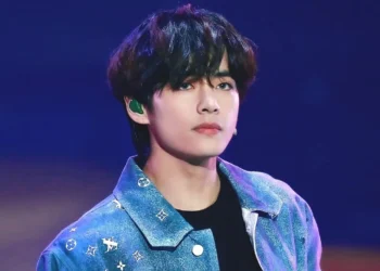 V Crowned “Top Global Breakout Star” by Forbes Korea